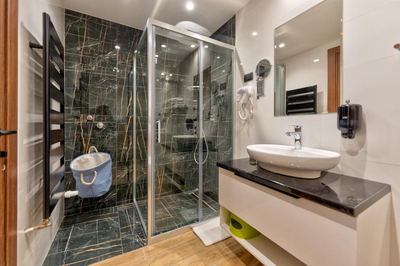 Apartment Buzzstays - Spa & Wellness - Privately Managed