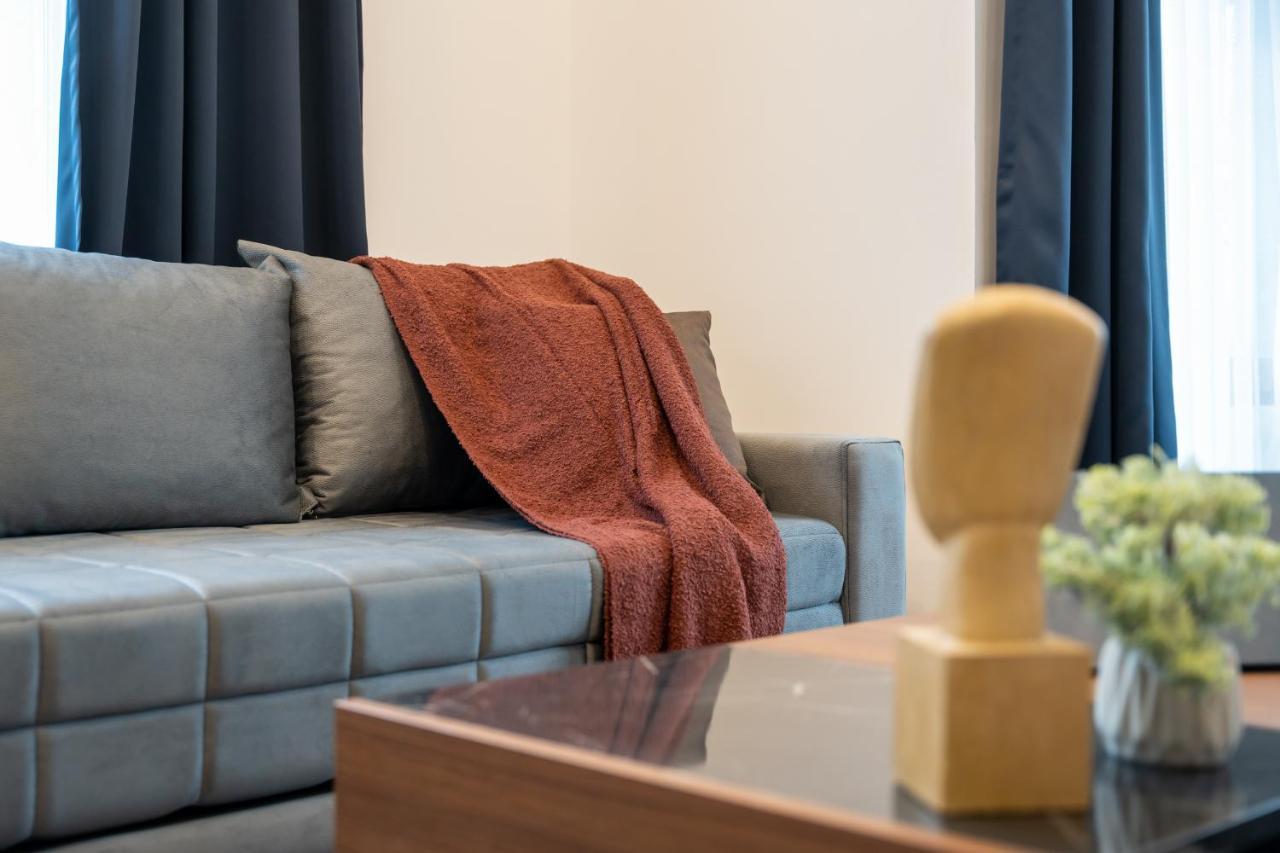 Buzzstays - Spa & Wellness - Privately Managed