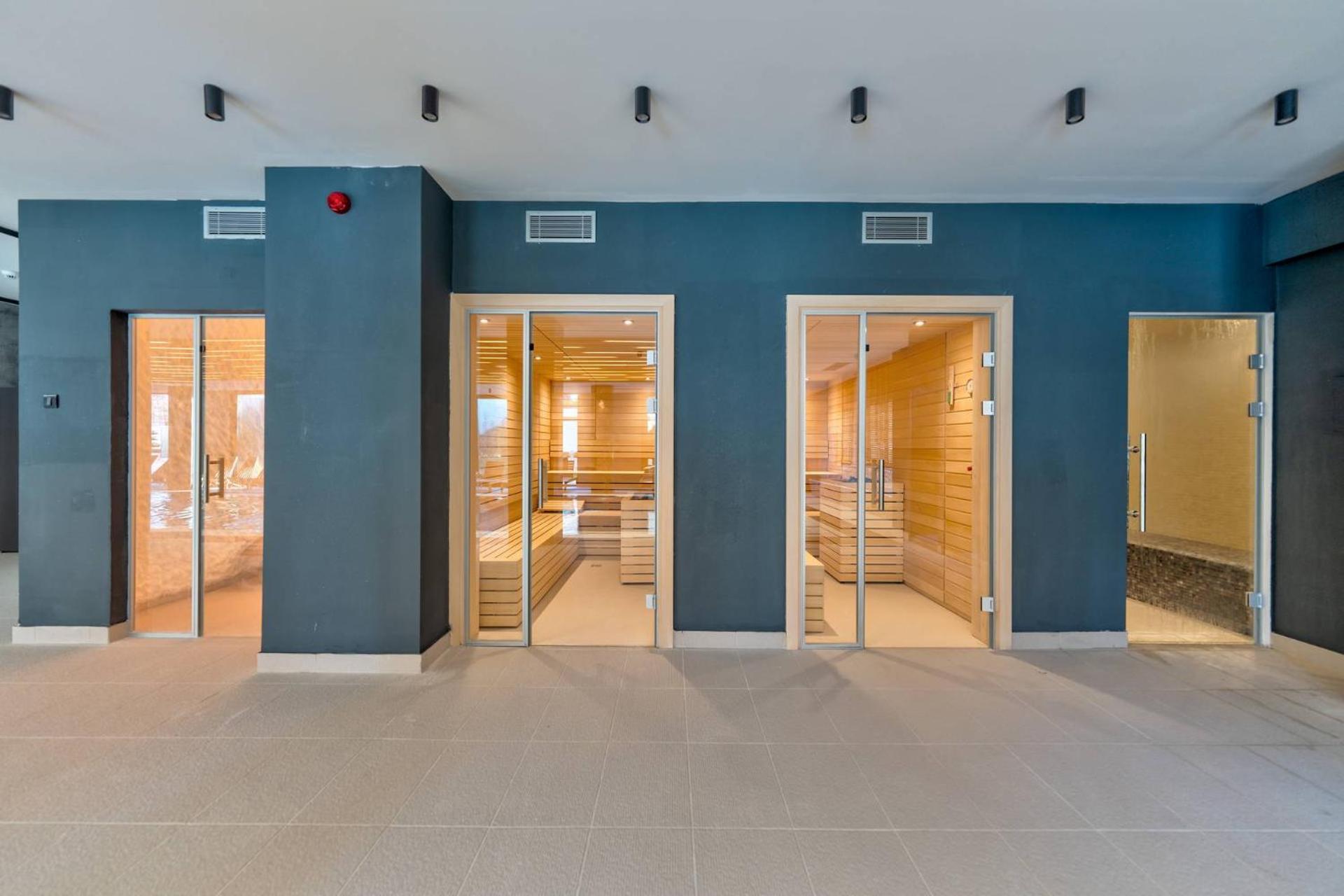 Buzzstays - Spa & Wellness - Privately Managed